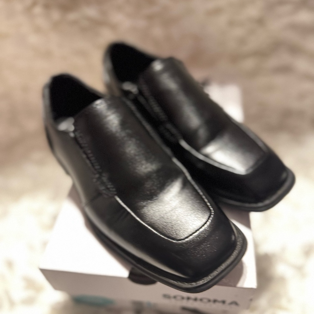 Sonoma Black Leather Loafers Sleek Slip-On Design
